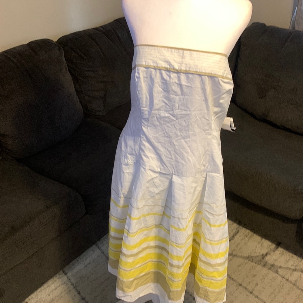Strapless dress